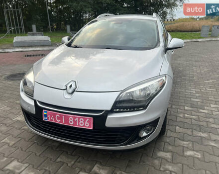 Сірий Рено Меган, об'ємом двигуна 1.5 л та пробігом 300 тис. км за 7400 $, фото 1 на Automoto.ua