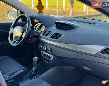 Сірий Рено Меган, об'ємом двигуна 1.6 л та пробігом 280 тис. км за 7150 $, фото 35 на Automoto.ua