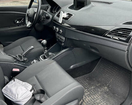 Серый Рено Меган, объемом двигателя 1.46 л и пробегом 239 тыс. км за 5300 $, фото 16 на Automoto.ua