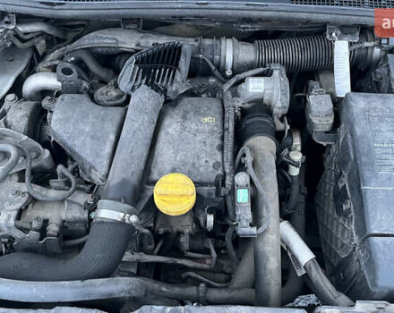 Серый Рено Меган, объемом двигателя 1.46 л и пробегом 272 тыс. км за 6500 $, фото 61 на Automoto.ua