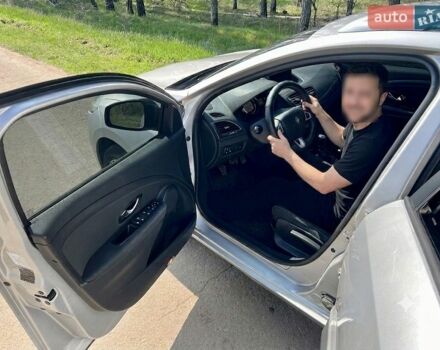 Сірий Рено Меган, об'ємом двигуна 1.46 л та пробігом 310 тис. км за 6700 $, фото 33 на Automoto.ua