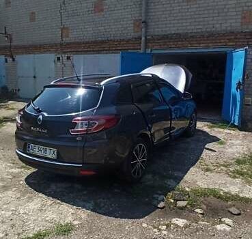 Сірий Рено Меган, об'ємом двигуна 1.46 л та пробігом 325 тис. км за 8700 $, фото 105 на Automoto.ua