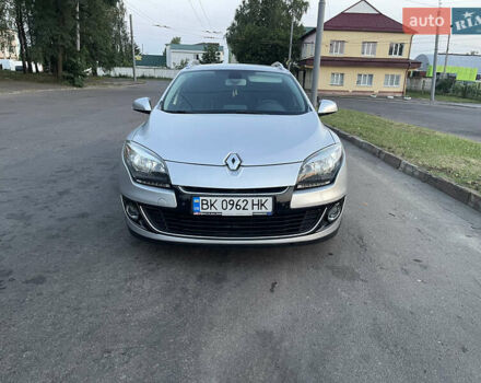 Серый Рено Меган, объемом двигателя 1.5 л и пробегом 222 тыс. км за 9000 $, фото 4 на Automoto.ua