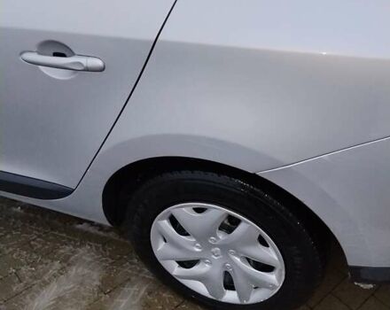 Серый Рено Меган, объемом двигателя 1.46 л и пробегом 233 тыс. км за 7200 $, фото 13 на Automoto.ua