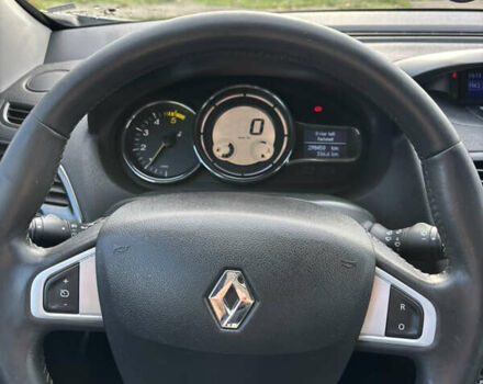 Серый Рено Меган, объемом двигателя 1.46 л и пробегом 298 тыс. км за 7500 $, фото 26 на Automoto.ua