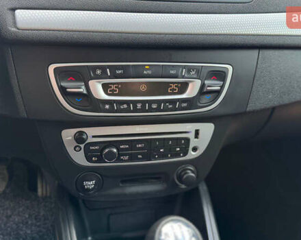 Серый Рено Меган, объемом двигателя 1.5 л и пробегом 215 тыс. км за 7600 $, фото 26 на Automoto.ua