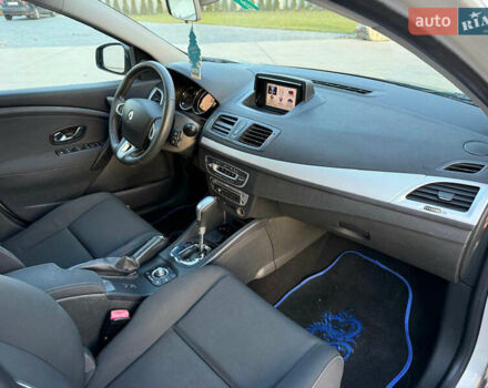 Серый Рено Меган, объемом двигателя 1.5 л и пробегом 184 тыс. км за 7500 $, фото 16 на Automoto.ua