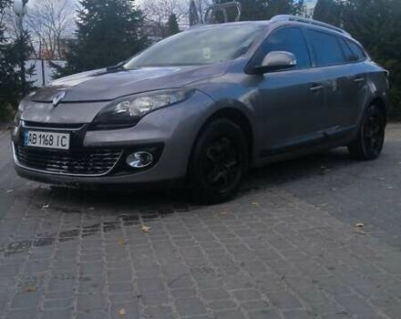 Рено Меган 2012 в Виннице на Automoto.ua Серый Рено Меган, объемом двигателя 1.46 л и пробегом 380 тыс. км за 6700 $, фото 2 на Automoto.ua