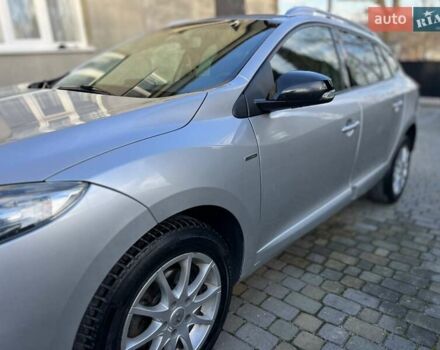 Сірий Рено Меган, об'ємом двигуна 1.6 л та пробігом 266 тис. км за 6300 $, фото 5 на Automoto.ua