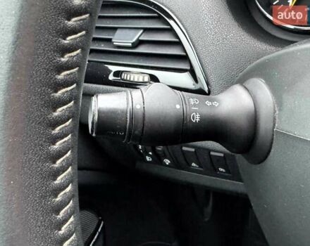 Сірий Рено Меган, об'ємом двигуна 1.46 л та пробігом 238 тис. км за 7990 $, фото 15 на Automoto.ua