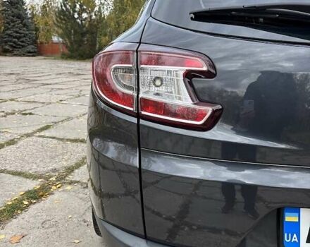 Сірий Рено Меган, об'ємом двигуна 1.46 л та пробігом 215 тис. км за 10300 $, фото 44 на Automoto.ua