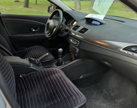 Серый Рено Меган, объемом двигателя 1.5 л и пробегом 225 тыс. км за 6999 $, фото 21 на Automoto.ua