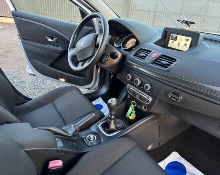 Серый Рено Меган, объемом двигателя 1.46 л и пробегом 181 тыс. км за 8899 $, фото 4 на Automoto.ua