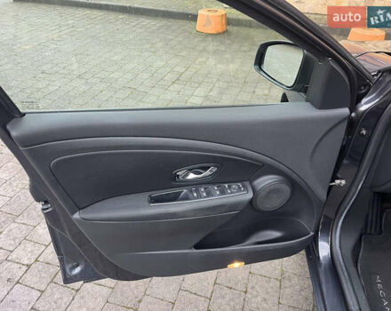 Серый Рено Меган, объемом двигателя 1.5 л и пробегом 210 тыс. км за 8300 $, фото 16 на Automoto.ua