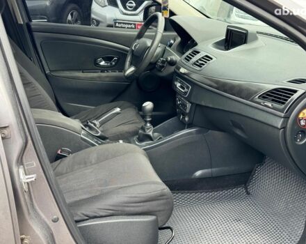 Серый Рено Меган, объемом двигателя 1.5 л и пробегом 380 тыс. км за 6940 $, фото 20 на Automoto.ua