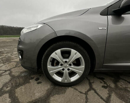 Серый Рено Меган, объемом двигателя 1.5 л и пробегом 229 тыс. км за 9200 $, фото 21 на Automoto.ua