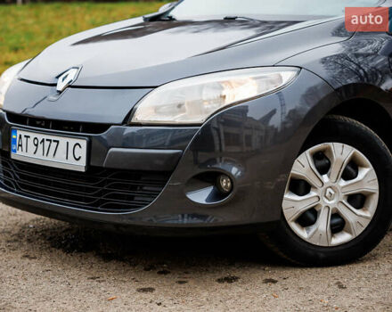 Серый Рено Меган, объемом двигателя 1.46 л и пробегом 189 тыс. км за 7700 $, фото 16 на Automoto.ua