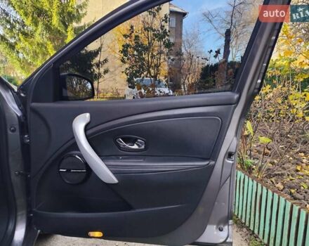 Серый Рено Меган, объемом двигателя 1.5 л и пробегом 201 тыс. км за 8200 $, фото 14 на Automoto.ua