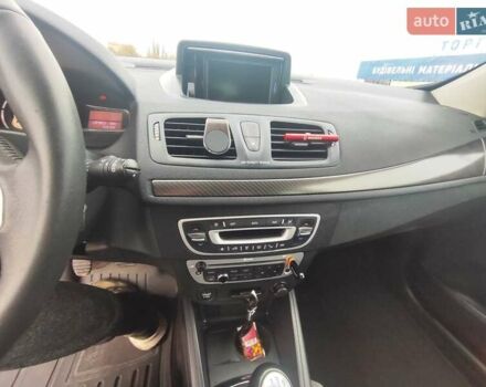Сірий Рено Меган, об'ємом двигуна 1.46 л та пробігом 241 тис. км за 7800 $, фото 17 на Automoto.ua