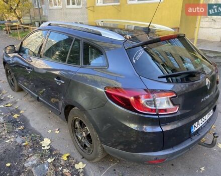 Серый Рено Меган, объемом двигателя 1.5 л и пробегом 237 тыс. км за 7500 $, фото 4 на Automoto.ua