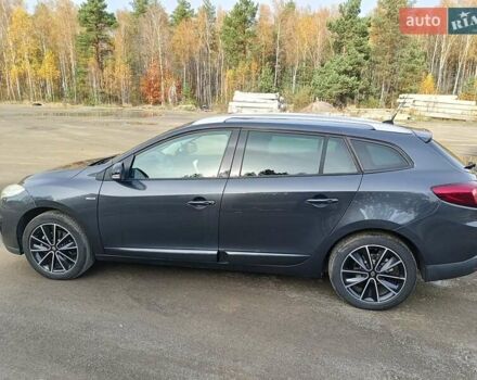 Серый Рено Меган, объемом двигателя 1.5 л и пробегом 263 тыс. км за 8600 $, фото 5 на Automoto.ua