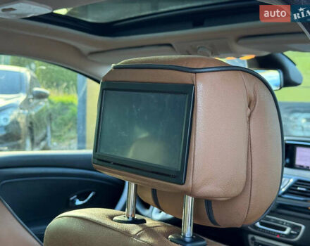 Серый Рено Меган, объемом двигателя 1.5 л и пробегом 235 тыс. км за 8500 $, фото 31 на Automoto.ua