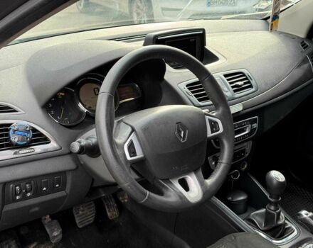 Сірий Рено Меган, об'ємом двигуна 1.5 л та пробігом 380 тис. км за 6940 $, фото 13 на Automoto.ua