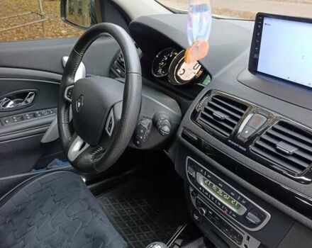 Рено Меган 2012 у Запоріжжя на Automoto.ua Сірий Рено Меган, об'ємом двигуна 1.46 л та пробігом 248 тис. км за 9200 $, фото 10 на Automoto.ua