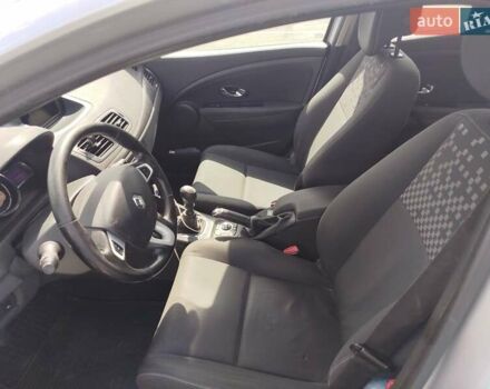 Серый Рено Меган, объемом двигателя 1.46 л и пробегом 355 тыс. км за 8300 $, фото 8 на Automoto.ua