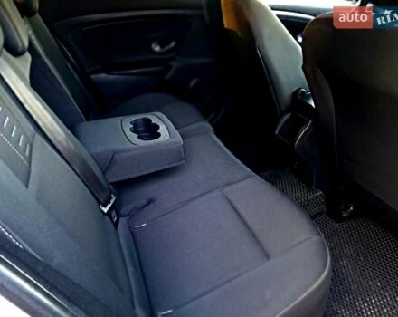 Сірий Рено Меган, об'ємом двигуна 1.9 л та пробігом 266 тис. км за 6800 $, фото 18 на Automoto.ua