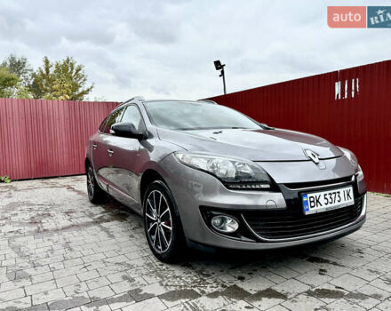 Сірий Рено Меган, об'ємом двигуна 1.5 л та пробігом 287 тис. км за 8300 $, фото 2 на Automoto.ua