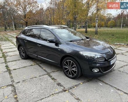 Сірий Рено Меган, об'ємом двигуна 1.46 л та пробігом 215 тис. км за 10300 $, фото 4 на Automoto.ua