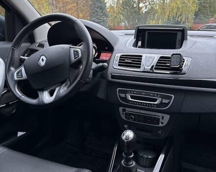 Сірий Рено Меган, об'ємом двигуна 1.46 л та пробігом 215 тис. км за 10300 $, фото 33 на Automoto.ua