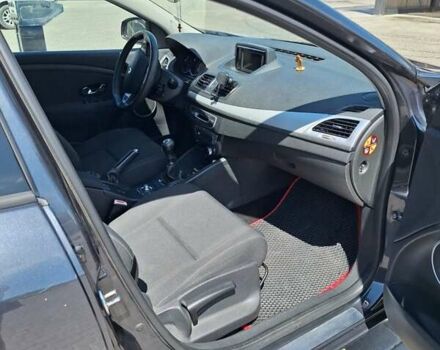 Сірий Рено Меган, об'ємом двигуна 1.5 л та пробігом 219 тис. км за 7700 $, фото 13 на Automoto.ua