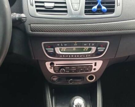 Сірий Рено Меган, об'ємом двигуна 1.46 л та пробігом 309 тис. км за 7500 $, фото 22 на Automoto.ua