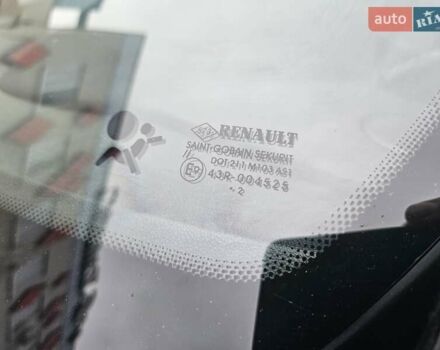 Серый Рено Меган, объемом двигателя 1.6 л и пробегом 173 тыс. км за 7450 $, фото 39 на Automoto.ua