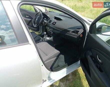 Сірий Рено Меган, об'ємом двигуна 1.2 л та пробігом 179 тис. км за 8250 $, фото 13 на Automoto.ua