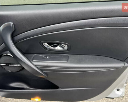 Серый Рено Меган, объемом двигателя 1.5 л и пробегом 184 тыс. км за 9699 $, фото 21 на Automoto.ua