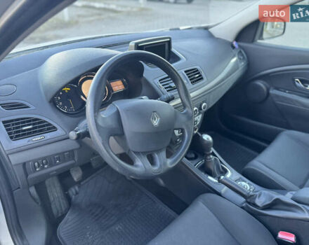 Сірий Рено Меган, об'ємом двигуна 1.5 л та пробігом 250 тис. км за 7250 $, фото 19 на Automoto.ua