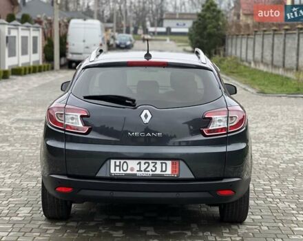 Серый Рено Меган, объемом двигателя 1.46 л и пробегом 230 тыс. км за 7470 $, фото 20 на Automoto.ua