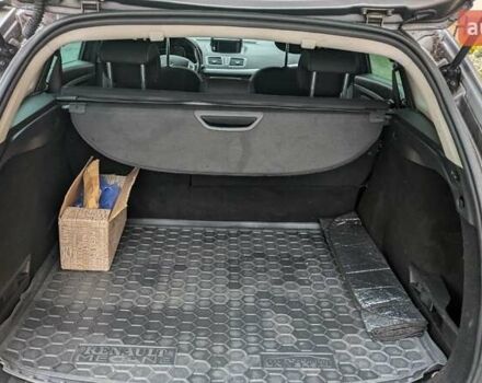 Серый Рено Меган, объемом двигателя 1.46 л и пробегом 225 тыс. км за 8500 $, фото 3 на Automoto.ua