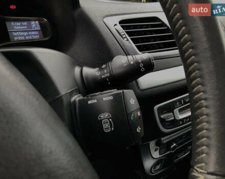 Серый Рено Меган, объемом двигателя 1.5 л и пробегом 256 тыс. км за 8350 $, фото 59 на Automoto.ua