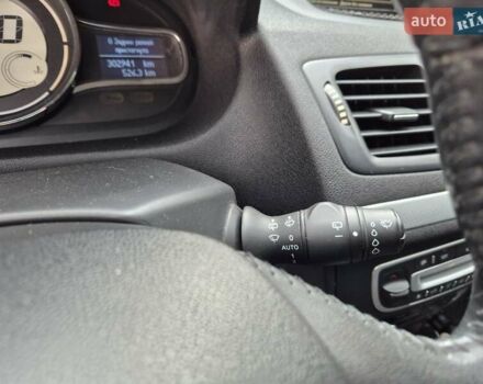 Серый Рено Меган, объемом двигателя 1.5 л и пробегом 302 тыс. км за 7150 $, фото 17 на Automoto.ua