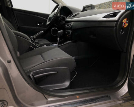 Серый Рено Меган, объемом двигателя 1.5 л и пробегом 256 тыс. км за 8350 $, фото 54 на Automoto.ua