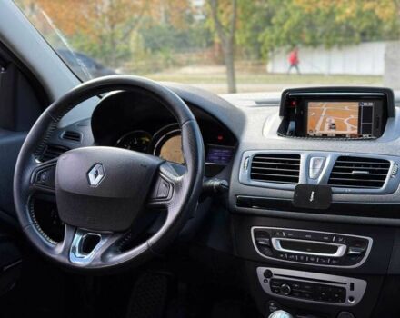 Серый Рено Меган, объемом двигателя 1.6 л и пробегом 233 тыс. км за 7700 $, фото 10 на Automoto.ua