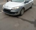 Сірий Рено Меган, об'ємом двигуна 1.46 л та пробігом 300 тис. км за 6900 $, фото 1 на Automoto.ua