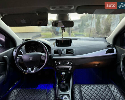 Серый Рено Меган, объемом двигателя 1.46 л и пробегом 228 тыс. км за 9200 $, фото 20 на Automoto.ua