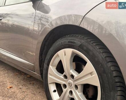 Сірий Рено Меган, об'ємом двигуна 1.46 л та пробігом 279 тис. км за 7450 $, фото 3 на Automoto.ua