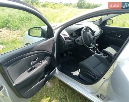 Сірий Рено Меган, об'ємом двигуна 1.2 л та пробігом 179 тис. км за 8250 $, фото 20 на Automoto.ua
