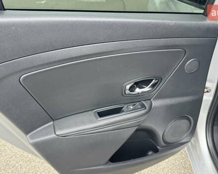 Серый Рено Меган, объемом двигателя 1.5 л и пробегом 184 тыс. км за 9699 $, фото 16 на Automoto.ua